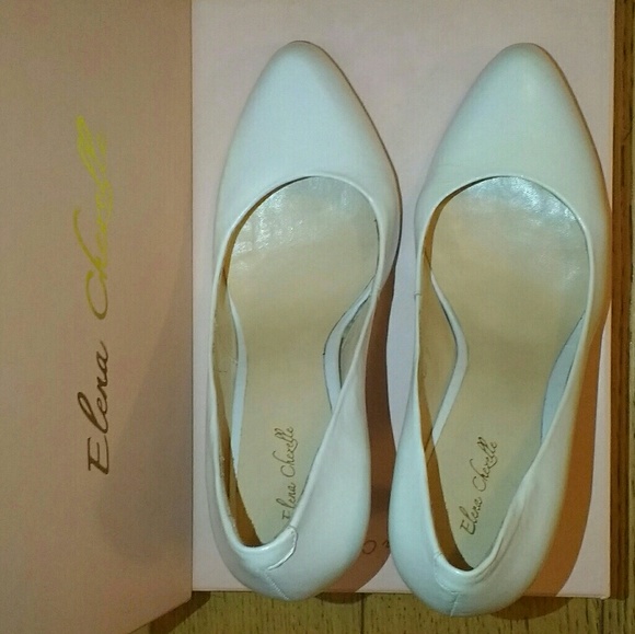 White Bridal Shoes (US size 7.5) - Picture 3 of 8